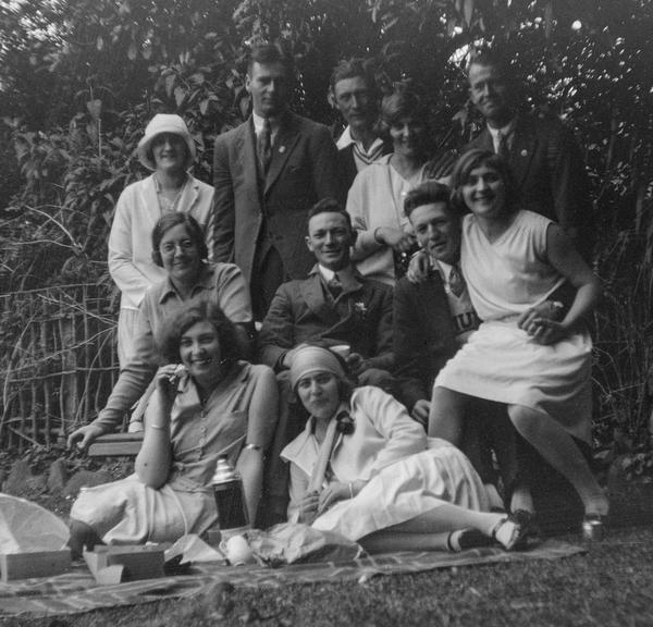 album Mr. D. Hannum Crower Lucindale 1929